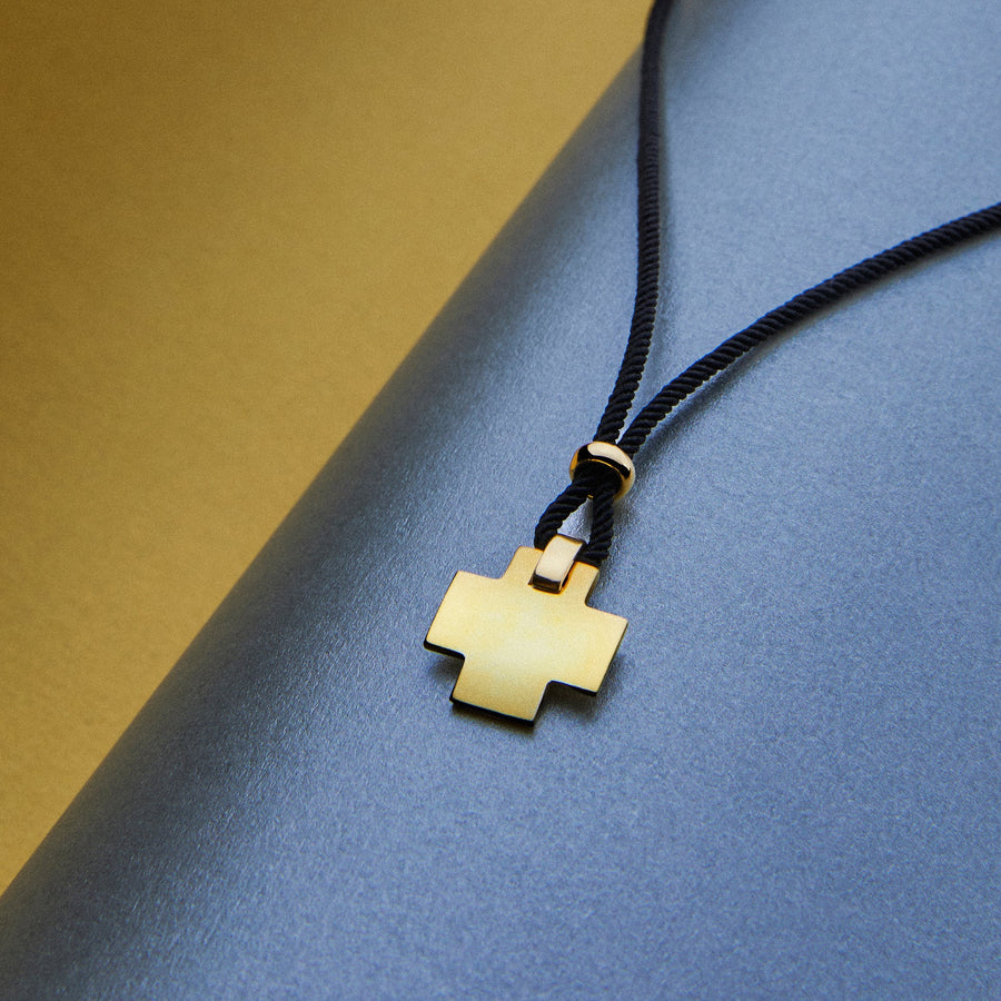 The Everlucky Cross Square Small 18K Gold Plated Silver 925° Necklace