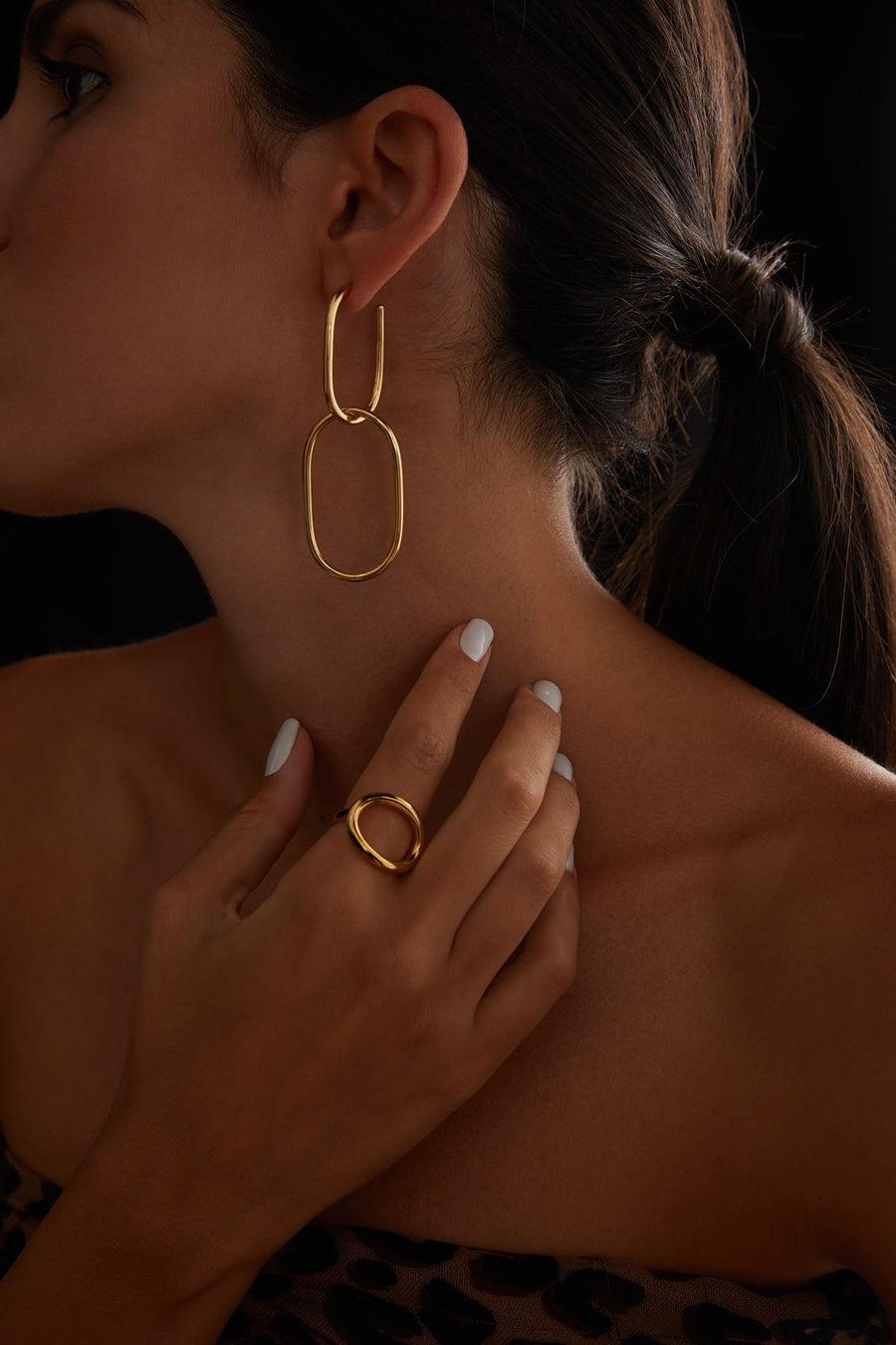 The Essential Forms Large Oval 18K Gold Plated Silver 925° Earrings