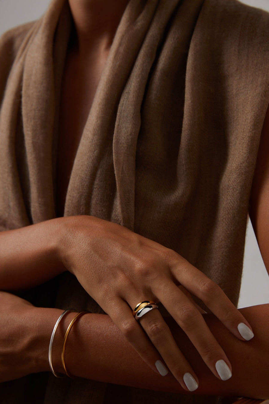 The Essential Forms Small Chic 18K Gold Plated Silver 925° Ring