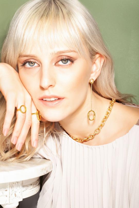 The Eclectic Fashion Wave Small Gold Plated Necklace